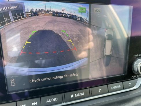 Used 2021 Nissan Rogue SV image 30