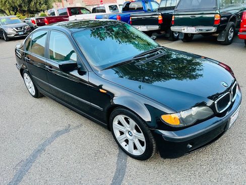 Used 2003 BMW 325i Sedan image 2