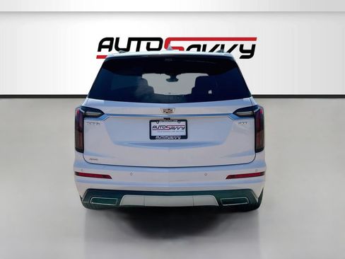 Used 2024 Cadillac XT6 Sport w/ Technology Package AWD/4WD image 6