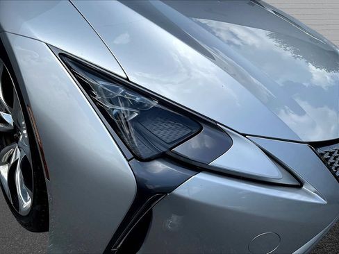 Used 2021 Lexus LC 500 Coupe w/ Performance Package RWD image 29