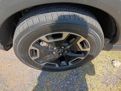 Used 2021 Ford Bronco Sport Outer Banks w/ Outer Banks Package AWD/4WD image 26
