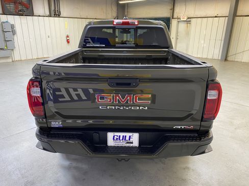 Used 2024 GMC Canyon AT4 image 7
