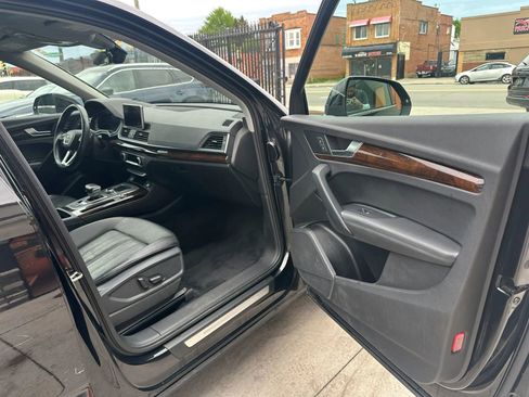 Used 2019 Audi Q5 2.0T Premium Plus w/ Premium Plus Package AWD/4WD image 15