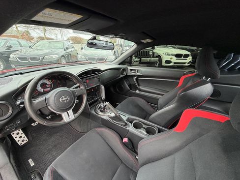 Used 2014 Scion FR-S image 22