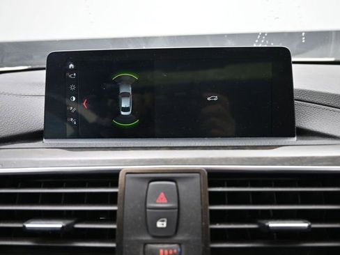 Used 2020 BMW 430i xDrive Coupe w/ M Sport Package image 18