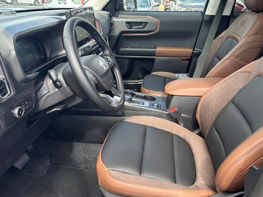 New 2026 Ford Bronco Sport Outer Banks w/ Outer Banks Tech Package+ AWD/4WD image 17