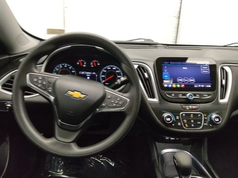 Used 2023 Chevrolet Malibu LT image 22