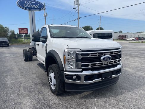 New 2024 Ford F550 4x4 Regular Cab Super Duty image 3