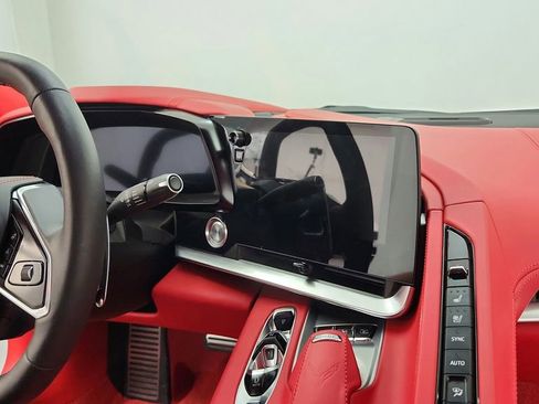 Used 2023 Chevrolet Corvette Stingray Premium Conv w/ Z51 Performance Package RWD image 47