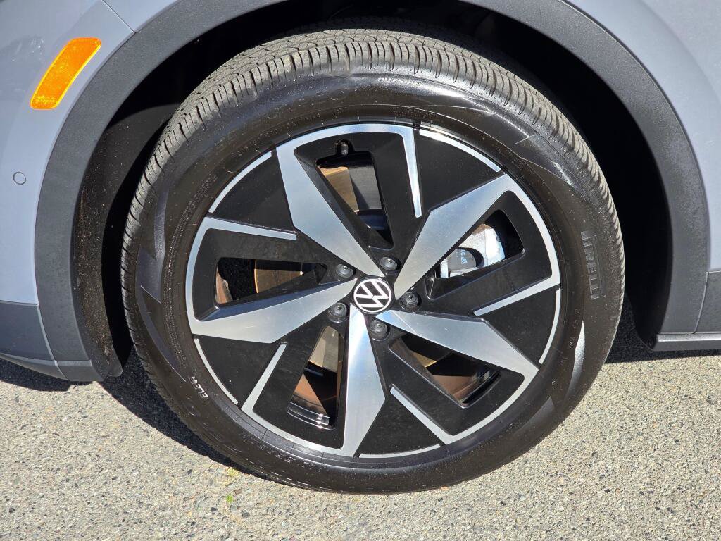 Used 2023 Volkswagen ID.4 Pro S AWD/4WD image 9