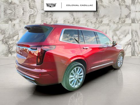 Used 2025 Cadillac XT6 Premium Luxury w/ LPO, Floor Liner Package image 4