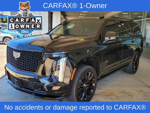Used 2026 Cadillac Escalade V w/ LPO, ONYX Package AWD/4WD image 2