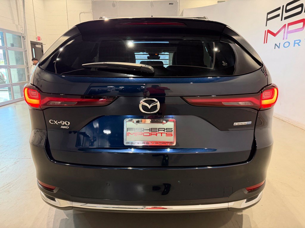 Used 2024 MAZDA CX-90 Plug-In Hybrid w/ Premium Pkg AWD/4WD image 11