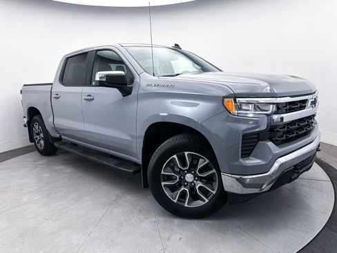 Used 2024 Chevrolet Silverado 1500 LT w/ Protection Package AWD/4WD image 3