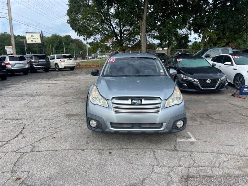 Used 2013 Subaru Outback 2.5i Premium w/ Popular Pkg 1A AWD/4WD image 2