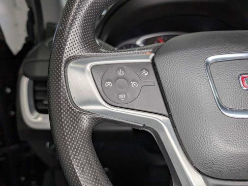 Used 2022 GMC Terrain SLE w/ Driver Convenience Package AWD/4WD image 35