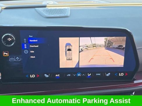 Certified 2024 Chevrolet Traverse Z71 w/ Enhanced Driving Package AWD/4WD image 23