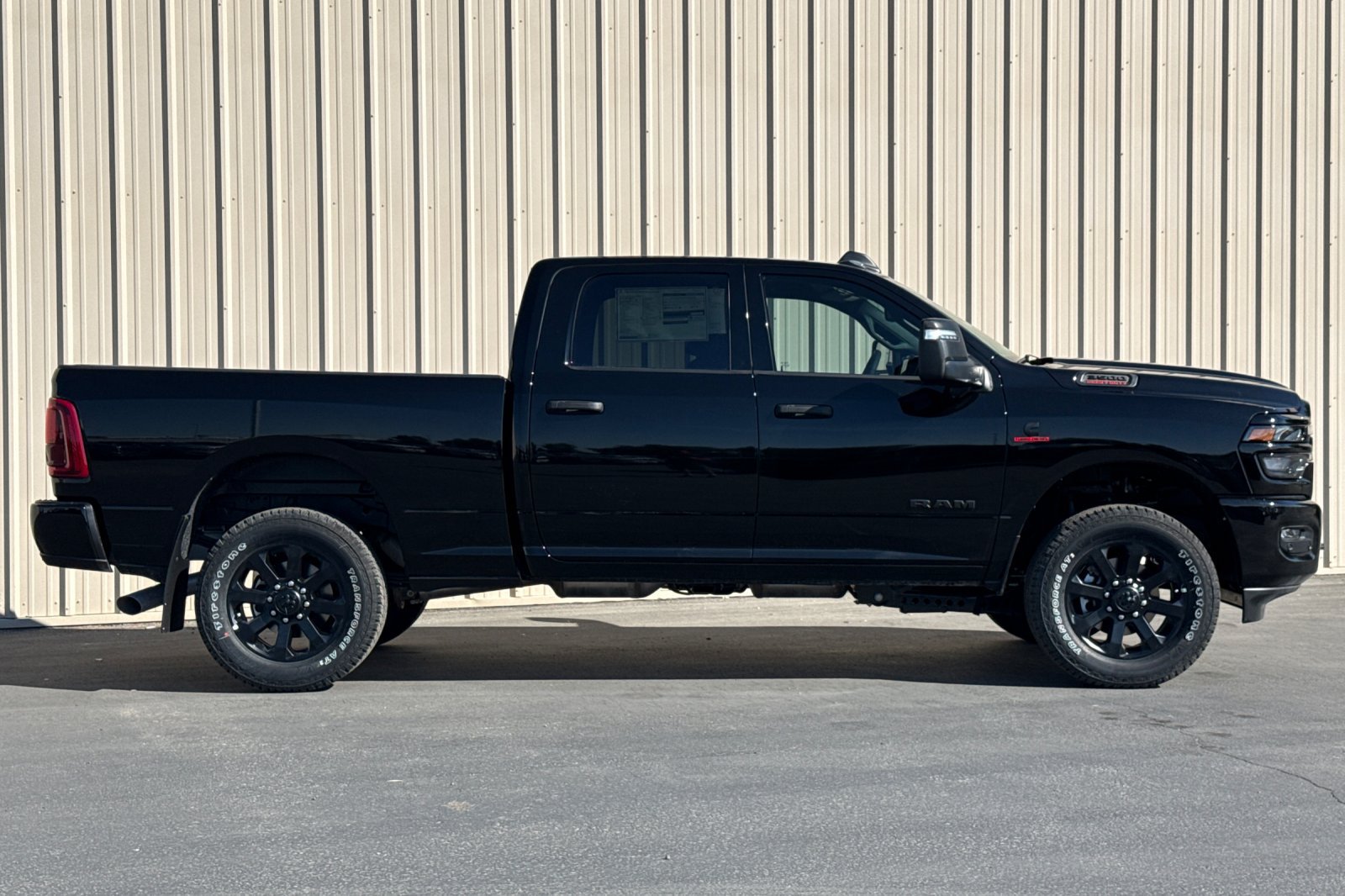 New 2026 RAM 3500 Big Horn AWD/4WD image 10