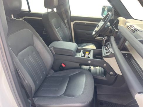 Used 2020 Land Rover Defender 110 SE image 20