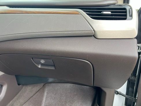 Used 2020 GMC Yukon XL Denali image 56