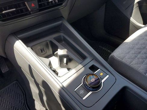Used 2025 Volkswagen Tiguan S FWD image 25