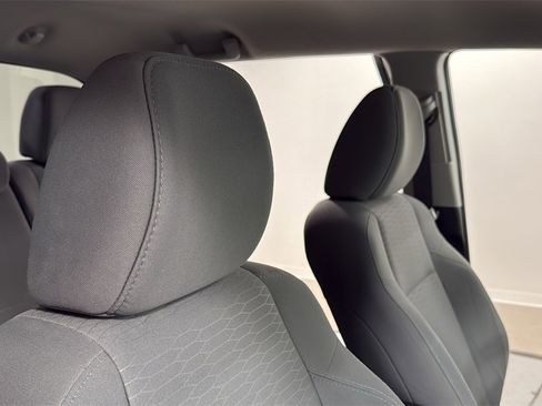 Used 2017 Toyota Tacoma SR5 image 19