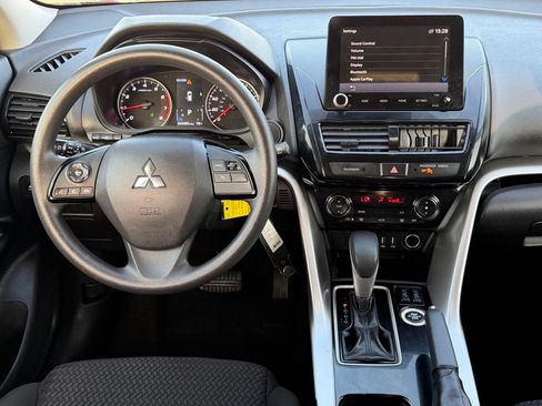 Used 2023 Mitsubishi Eclipse Cross LE AWD/4WD image 10