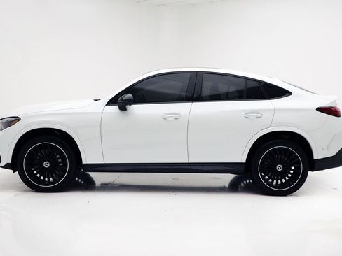 Used 2025 Mercedes-Benz GLC 300 4MATIC image 7