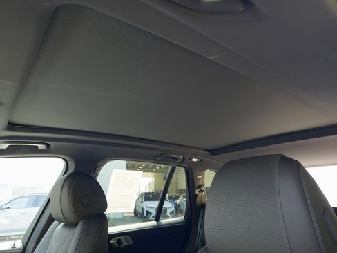 Used 2025 BMW X5 sDrive40i w/ Parking Assistance Package image 20