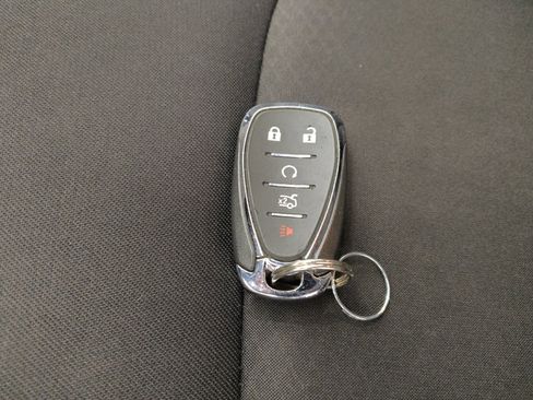 Used 2025 Chevrolet Malibu LS FWD image 32