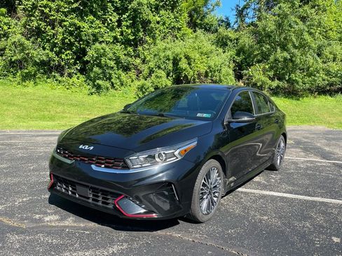 Used 2022 Kia Forte GT-Line w/ GT-Line Premium Package FWD image 7