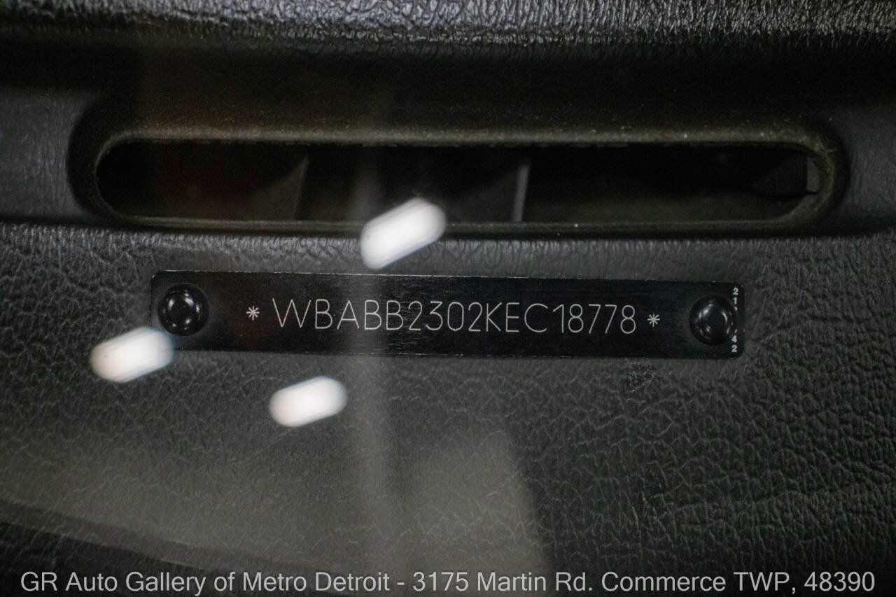 Used 1989 BMW 325i Convertible RWD image 18