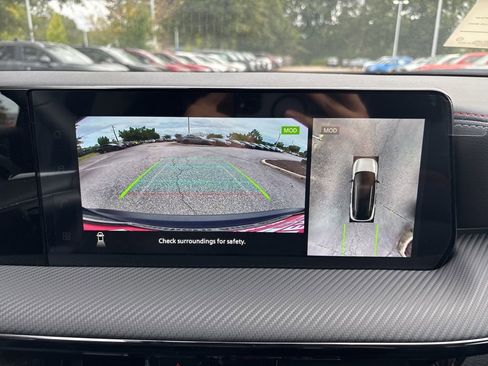 New 2026 Nissan Kicks SR w/ Cold Weather Package image 12