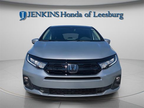 New 2026 Honda Odyssey Touring image 3