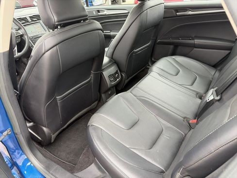 Used 2017 Ford Fusion Titanium image 19