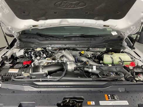 New 2025 Ford F350 Platinum image 9