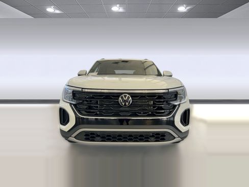 New 2026 Volkswagen Atlas Cross Sport SE image 6