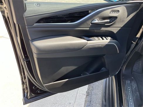 Used 2021 Cadillac Escalade Sport w/ Driver Assist Tech Package image 18