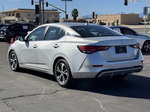 Used 2023 Nissan Sentra SV image 4