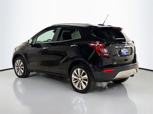 Used 2019 Buick Encore Preferred image 4