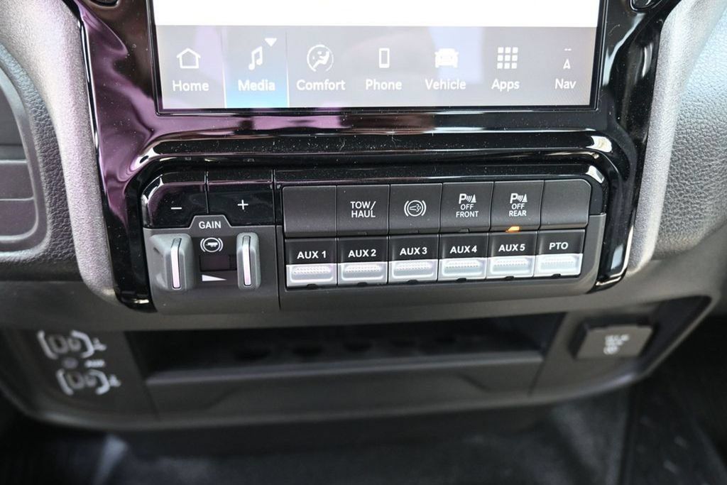 New 2025 RAM 5500 Tradesman RWD image 23