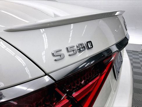 Certified 2022 Mercedes-Benz S 580 4MATIC Sedan image 31