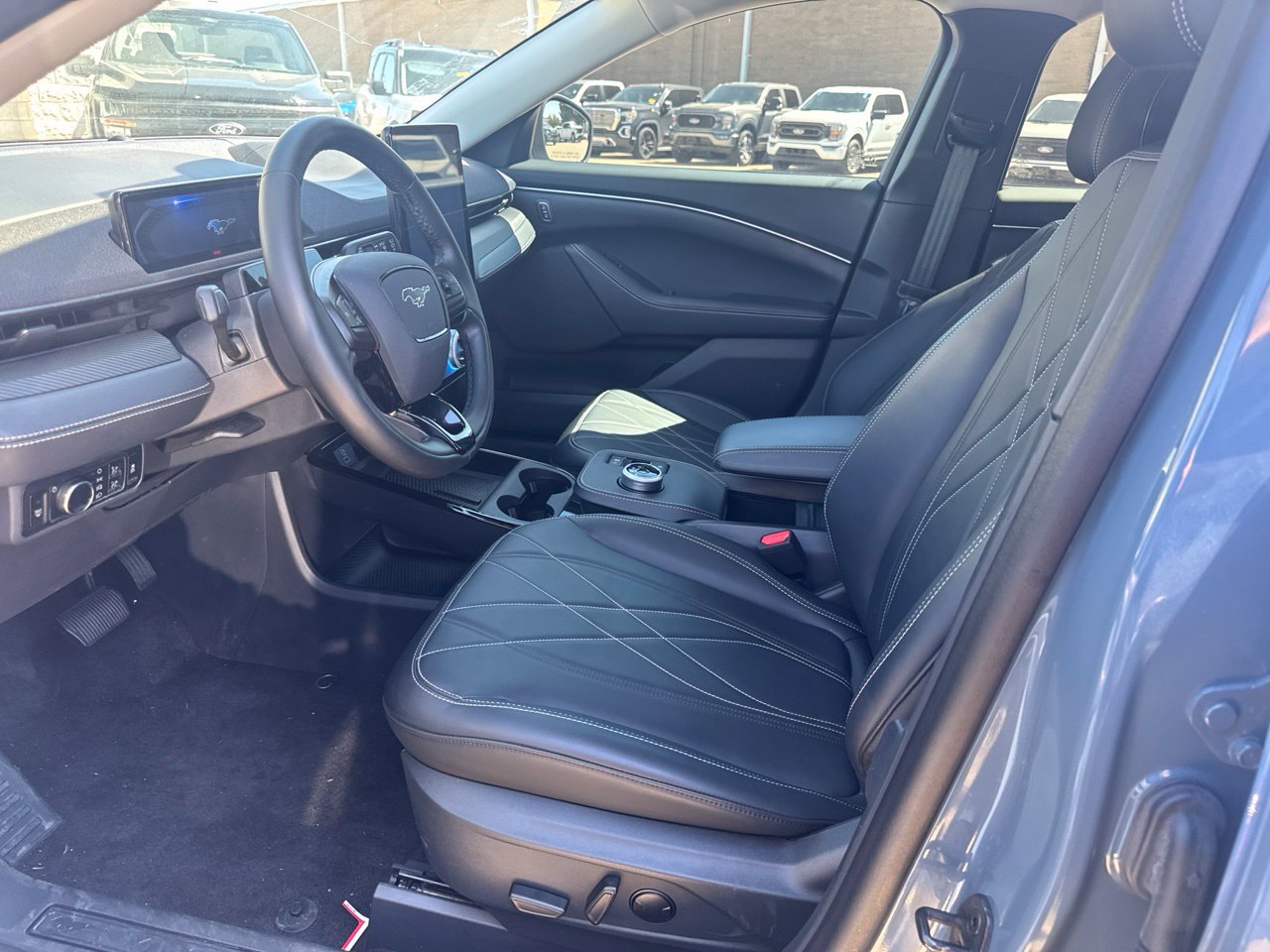 Used 2024 Ford Mustang Mach-E Select w/ Comfort Package Lite AWD/4WD image 7