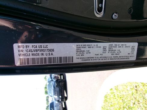 Certified 2024 Jeep Wagoneer Series II AWD/4WD image 19