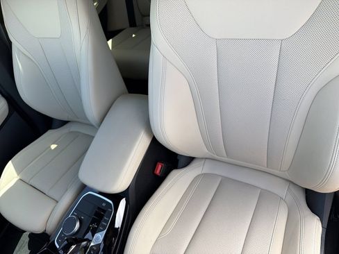 Used 2024 BMW X3 sDrive30i w/ Premium Package w/ZPA RWD image 23