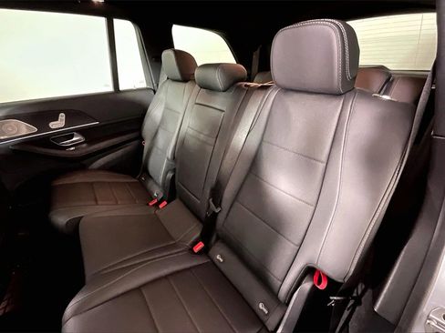 Used 2025 Mercedes-Benz GLS 450 GLS 450 image 19