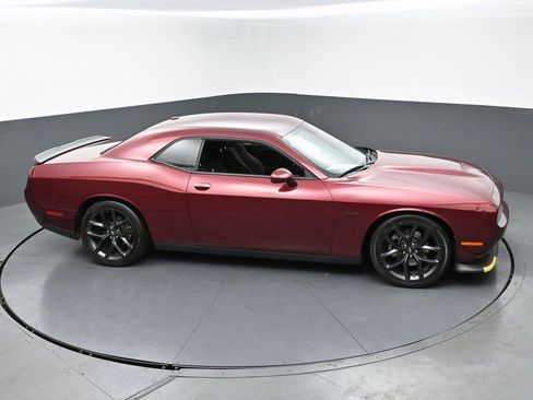 Used 2023 Dodge Challenger R/T w/ Blacktop Package image 37