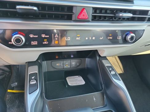 New 2026 Kia Sorento S w/ S Panoramic Sunroof Package AWD/4WD image 17