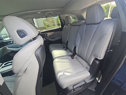 Used 2025 Acura MDX w/ Technology Package FWD image 30