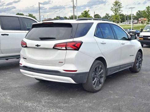 Used 2024 Chevrolet Equinox RS FWD image 2